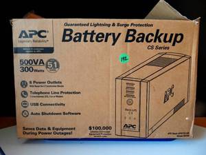 lot 192 image: APC Battery Backup BK500 Back-UPS 500 System 500 VA 300 Watts - Unused in Box - POWERS ON