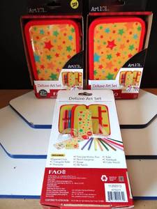 lot 224 image: ART 101 25 PIECE DELUXE ART SET - NEW (x3)