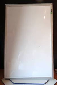 lot 228 image: QUARTET 23 X 36 INCH DRY ERASE WHITE BOARD