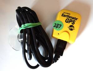 lot 237 image: Delorme Earthmate GPS Receiver & Cable
