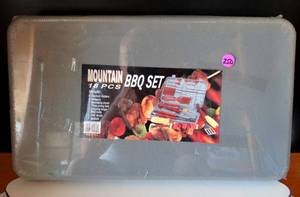 lot 250 image: MOUNTAIN 18 Pc BBQ Grill Tool Kit Spatula Tongs Brush Great Gift Barbeque Set with Case - NEWSEALED