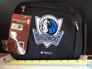 lot 285 image: DALLAS MAVERICKS OFFICIAL NFL LICENSED DELUXE TABLET SLEEVE
