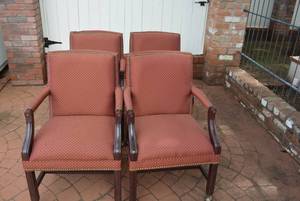 lot 71 image: Set of 4 Rolling Upholstered Office Chairs with Button TrimDFW SHIPPING COST $25 PICKUP SUNDAY 829 1P-5P