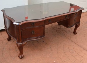 lot 61 image: Claw Footed Executive Desk, with cut glass top 5 Drawers, 6 x 3 x 31 tall  DFW SHIPPING COST $40 PICKUP SUNDAY 829 1P-5P