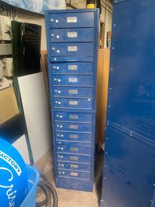 lot 133 image: Lockers for Computer Storage