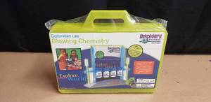 lot 74 image: Discovery Channel Exploration Lab Glowing Chemistry Set