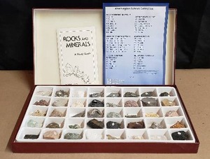 lot 82 image: NEW Mineral and Rock Collection - Washington School Collection