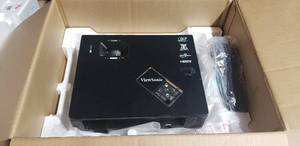 lot 104 image: ViewSonic PJD6223 Projector