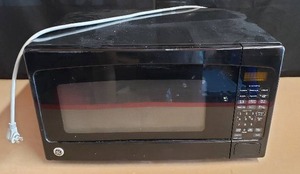lot 155 image: GE Microwave