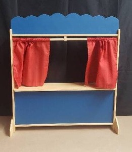 lot 173 image: Lakeshore Lets Pretend Stage & Store