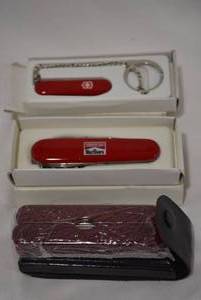 lot 276 image: Swiss Army Knife, Keychain and Multitool
