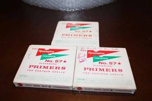 lot 10 image: Remington Primers for Shotgun Shells, 3 Boxes of 100 Count