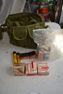 lot 177 image: Crosman Super BB and Ammo Bag