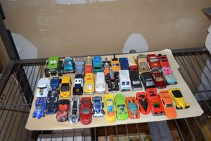 lot 68 image: Misc. Die-Cast Car Collection