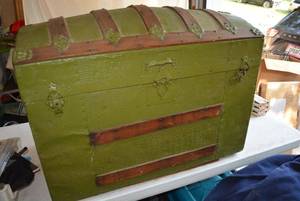 lot 81 image: Vintage Wooden Truck