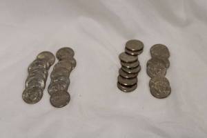 lot 343 image: Susan B Anthony Dollars, (30 Total)
