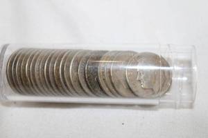 lot 351 image: Roosevelt Silver Dimes (20 Total)