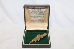 lot 389 image: Danish Leaf Pin Box reads Flora Danica of Copenhagen Sterling Silver Dipped in 24 Carat Gold