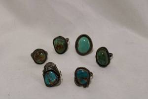 lot 412 image: (6) Sterling silver vintage artisan crafted Turquoise rings. (2) size 3.5, (2) size 7.5, 7 and 8. No markings.