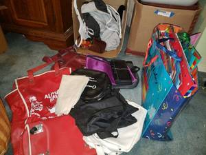 lot 226 image: Gift Bags, Purse, Wallet
