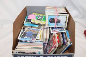 lot 510 image: Misc. Baseball Trading Cards