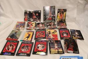 lot 526 image: Michael Jordan Trading Cards
