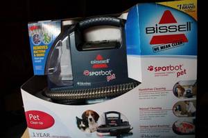 lot 551 image: Bissell Spotbot Pet Deep Cleaner (Still in Box)
