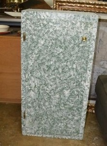 lot 16 image: Painted Storage Cabinet