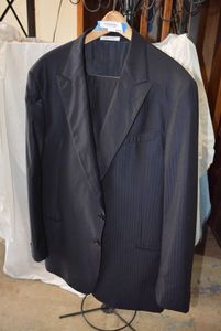 lot 177 image: Armani Collezioni Mens Jacket, Size 50L, Black Stripe