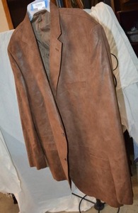 lot 150 image: Mens Brown Cashmere Suede Jacket Jack VictorLord & Taylor Made in Canada, Size 48