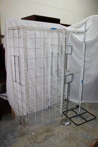 lot 133 image: Metal Displays Racks, see pictures