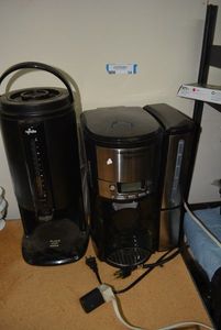 lot 34 image: Hamilton Beach Coffee Maker and Update Coffee Dispenser