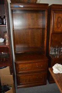 lot 128 image: Bookshelf