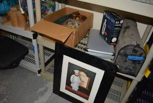 lot 280 image: Chef Menu Print, Fall Decorations, GE Wireless Headset, Metal Mailbox and Poker Chips Set