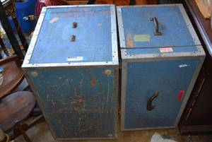 lot 266 image: Trunks