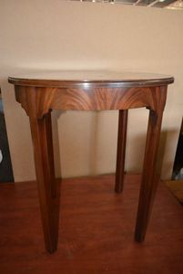 lot 170 image: 4-Legged Round Side Table