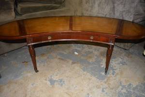 lot 168 image: Genuine Mahogany Leather Top Kidney-Shaped Coffee Table with Dual Drop Leaf Sides