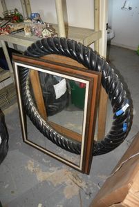 lot 197 image: Large Round Mirror with Wooden Rope Trim And Empty Picture Frame