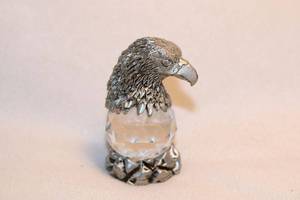 lot 319 image: RARE vintage signed Greg Neeley Comstock Pewter #2060 and faceted crystal eagle head figure 2.5H