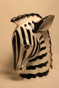 lot 336 image: RARE Fitz & Floyd Zebra book end  figure 7H x 5W. Green Felt Bottom