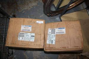lot 116 image: Ford Auto Parts Hub and Rotor 3C3Z-1102-CA, 2 Total