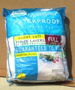 lot 178 image: Simmons beautyrest waterproof mattress pad, 53 x 75