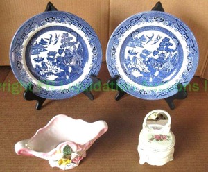 lot 184 image: Churchill England display plates and more as shown