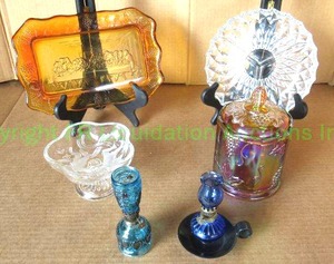 lot 185 image: Carnival glass candy container, and assorted glass collectibles