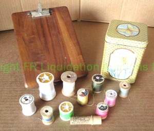 lot 190 image: Vintage wood thread spools, Teak wood clip board and storage tin