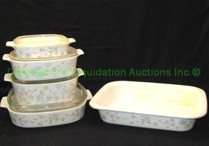 lot 17 image: Corning ware baking dish set