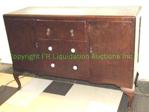 lot 115 image: Vintage mid century side board buffet plain sliced red oak