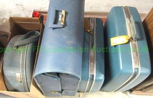 lot 246 image: Maximillion vintage luggage