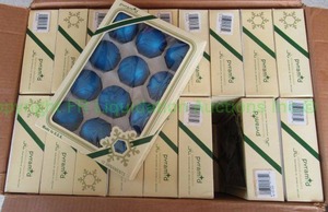 lot 288 image: Pyramid decorative Christmas ornaments, 1 case full