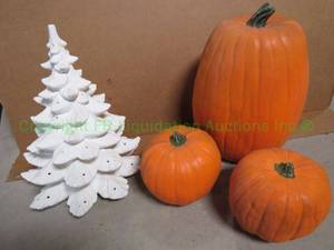 lot 212 image: Ceramic Christmas tree and plastic decor pumpkins